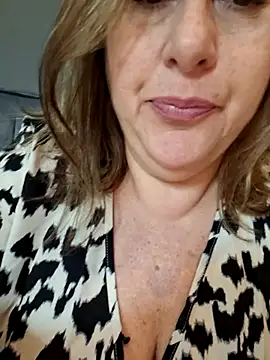 Snapshot of Mara-24 chatting on 03.01.25 Mara-24 online show from 03.01.25