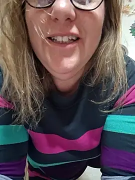 Snapshot of Mara-24 chatting on 03.02.25 Mara-24 online show from 03.02.25