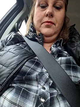 Snapshot of Mara-24 chatting on 03.12.25 Mara-24 online show from 03.12.25