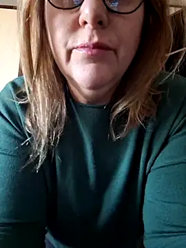 Snapshot of Mara-24 chatting on 03.19.25 Mara-24 online show from 03.19.25