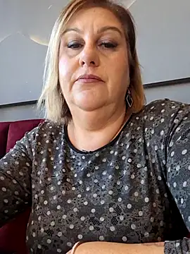 Snapshot of Mara-24 chatting on 11.22.25 Mara-24 online show from 11.22.25