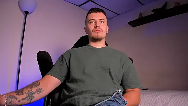 james connor2 online show from 03.08.26