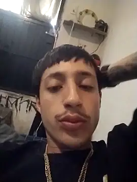 Snapshot of Gibbzmx chatting on 10.31.25 Gibbzmx online show from 10.31.25