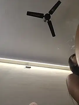 Snapshot of sexy-mohini chatting on 06.27.26 sexy-mohini online show from 06.27.26