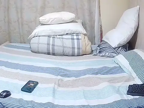 slender sweet online show from 06.18.26