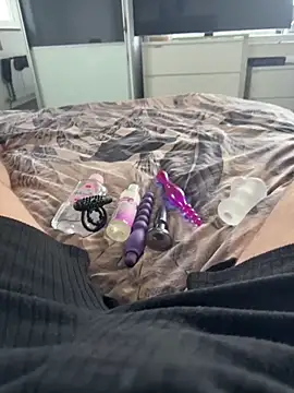 MarriedManBigCock online show from 04.15.26