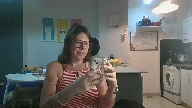 Calentandote online show from 10.17.25