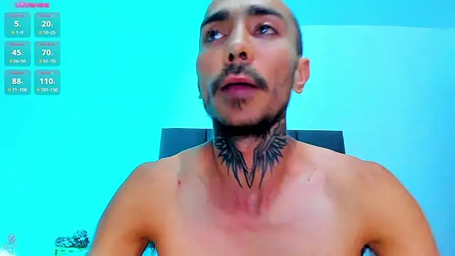 Snapshot of steven_hott8 chatting on 06.27.26 steven hott8 online show from 06.27.26
