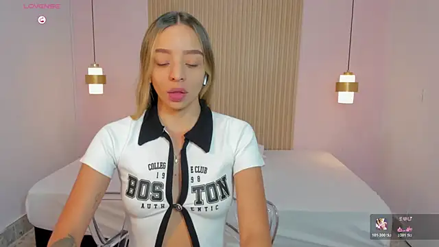 AliceRoss0 online show from 07.04.26