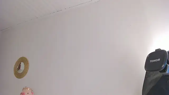 TiffanyWright online show from 06.05.26