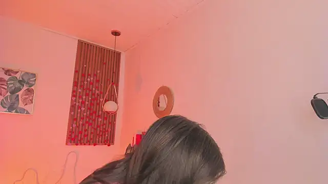 TiffanyWright online show from 06.06.26