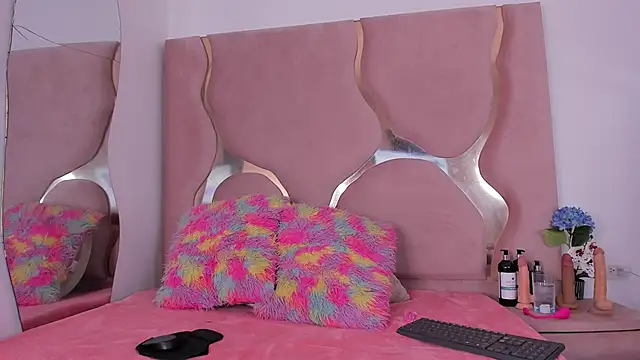 MaiteHT online show from 11.18.25