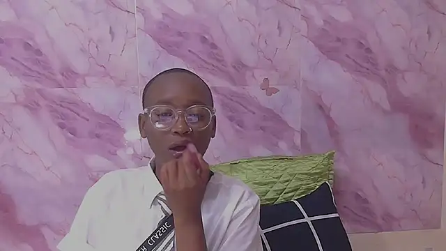 EbonyOlive69 online show from 02.15.26