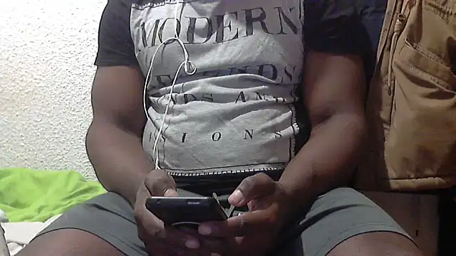Snapshot of mmoiblack chatting on 03.20.26 mmoiblack online show from 03.20.26