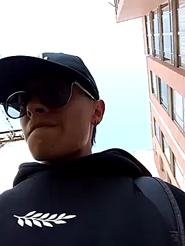 Snapshot of Cuervo_maniaco chatting on 01.22.25 Cuervo maniaco online show from 01.22.25