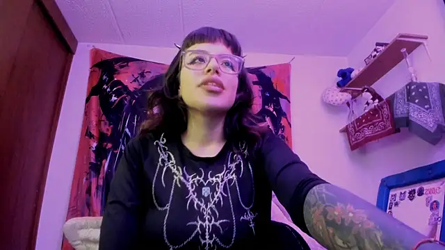 Lucyfx666 online show from 06.25.26