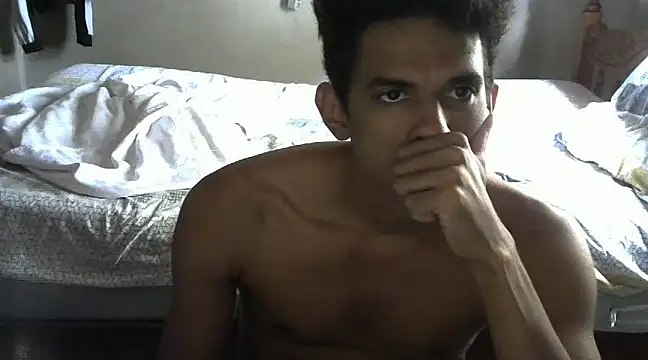 Snapshot of RenziTatte chatting on 01.29.25 RenziTatte online show from 01.29.25