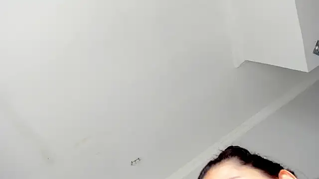TifanyWhite  online show from 02.14.25