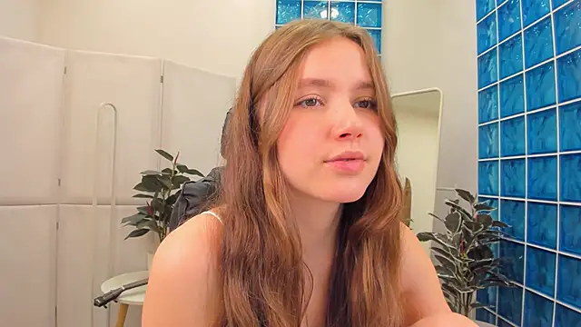 Snapshot of MaryannSoftt chatting on 02.24.25 MaryannSoftt online show from 02.24.25
