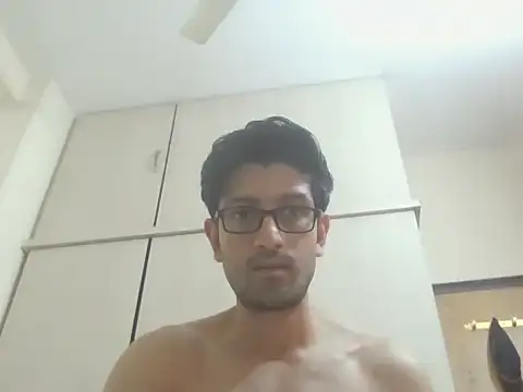 Snapshot of arjun_077 chatting on 11.04.25 arjun 077 online show from 11.04.25