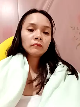 Snapshot of Cute20love20 chatting on 12.18.24 Cute20love20 online show from 12.18.24