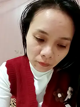 Snapshot of Cute20love20 chatting on 12.20.24 Cute20love20 online show from 12.20.24