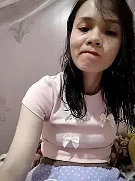 Snapshot of Cute20love20 chatting on 03.02.25 Cute20love20 online show from 03.02.25