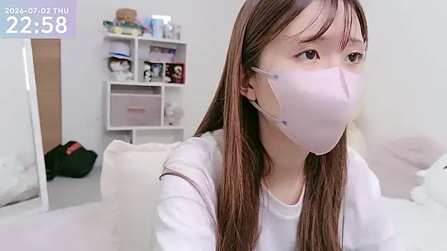 Snapshot of -SHINON- chatting on 07.02.26 -SHINON- online show from 07.02.26