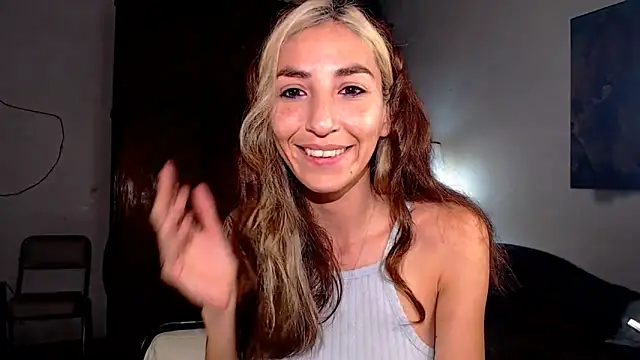 Snapshot of stephieval_ chatting on 06.11.26 stephieval online show from 06.11.26