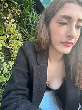 IvonneJoy online show from 04.29.26