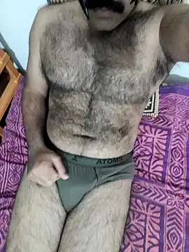 Snapshot of velociraptor_xxx chatting on 12.21.24 velociraptor xxx online show from 12.21.24