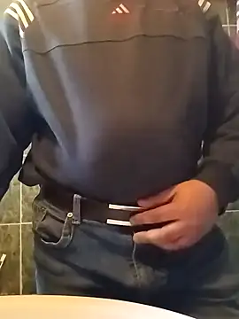 Snapshot of franko1987 chatting on 02.13.25 franko1987 online show from 02.13.25