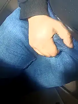 Snapshot of franko1987 chatting on 02.18.25 franko1987 online show from 02.18.25