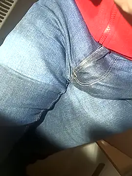 Snapshot of franko1987 chatting on 02.21.25 franko1987 online show from 02.21.25