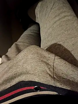 Snapshot of franko1987 chatting on 02.15.26 franko1987 online show from 02.15.26