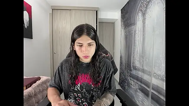 Snapshot of gabriel__manson chatting on 02.01.26 gabriel manson online show from 02.01.26