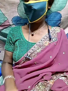 Snapshot of Tamil--Rani chatting on 10.24.25 Tamil--Rani online show from 10.24.25