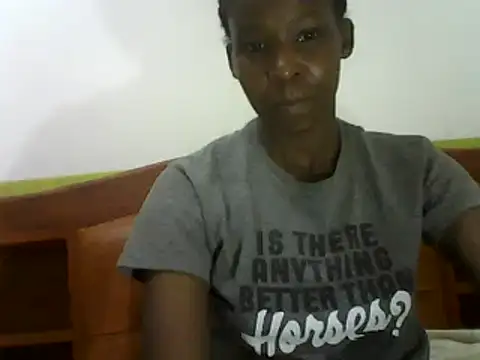 Snapshot of Claris2 chatting on 02.02.25 Claris2 online show from 02.02.25