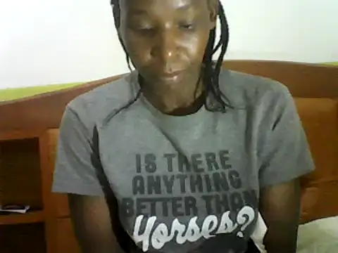 Snapshot of Claris2 chatting on 03.01.25 Claris2 online show from 03.01.25