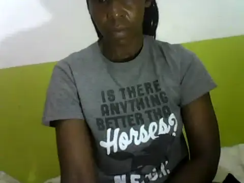 Snapshot of Claris2 chatting on 03.12.25 Claris2 online show from 03.12.25