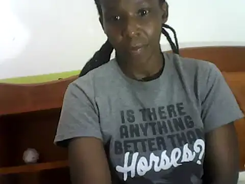 Snapshot of Claris2 chatting on 03.20.25 Claris2 online show from 03.20.25