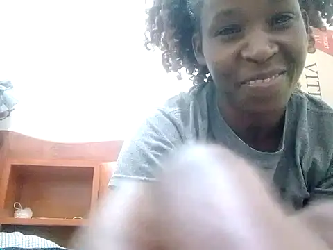 Snapshot of Claris2 chatting on 09.29.25 Claris2 online show from 09.29.25