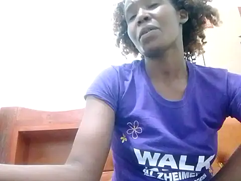 Snapshot of Claris2 chatting on 10.01.25 Claris2 online show from 10.01.25