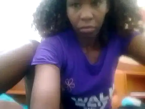 Snapshot of Claris2 chatting on 10.24.25 Claris2 online show from 10.24.25