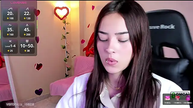 Snapshot of Veronica_isaza__ chatting on 03.10.25 Veronica isaza online show from 03.10.25