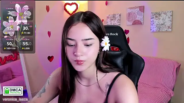 Snapshot of Veronica_isaza__ chatting on 03.10.25 Veronica isaza online show from 03.10.25