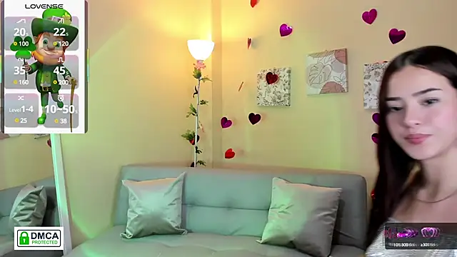 Snapshot of Veronica_isaza__ chatting on 03.17.25 Veronica isaza online show from 03.17.25