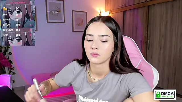 Snapshot of Veronica_isaza__ chatting on 09.23.25 Veronica isaza online show from 09.23.25