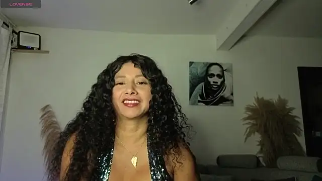 Snapshot of andreu_mature chatting on 05.11.26 andreu mature online show from 05.11.26