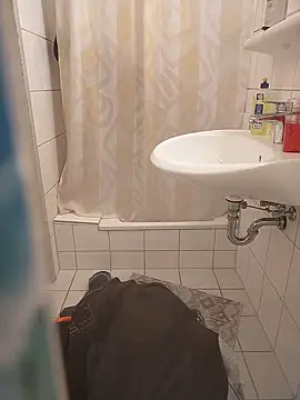 Snapshot of Luukas5239 chatting on 03.22.25 Luukas5239 online show from 03.22.25